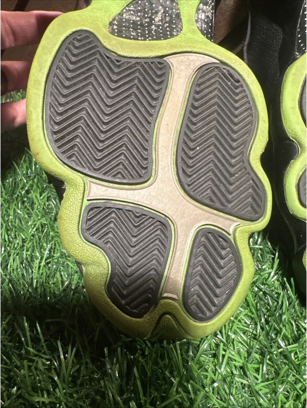 Size 11.5 - Air Jordan 13 Retro 2010 Altitude